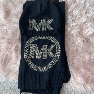 Michael Kors Hat & Scarf Set